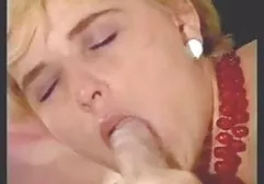 في الجزء السفلي فيلم سكس عربي يصور صديقته في العمل سرا