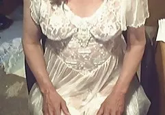 كبيرة الصدر من افلام سكس عربي افلام سكس عربي الأدراج الحمام