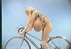 العب مع فيلم سكس عربي متحرك قطتي.